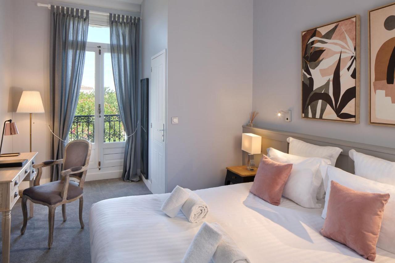 Hotel Saint-Alban Nézignan-lʼÉvêque 외부 사진